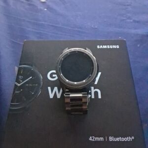 Samsung Galaxy SM-R810( Read Description)